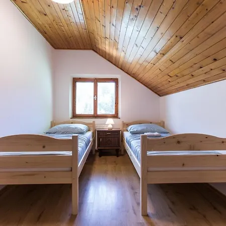 Hostel Dolar *