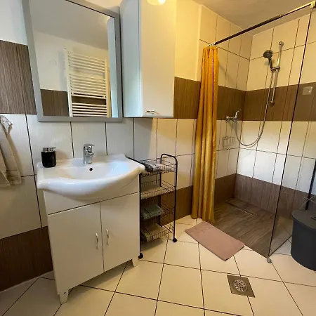Hostel Dolar *